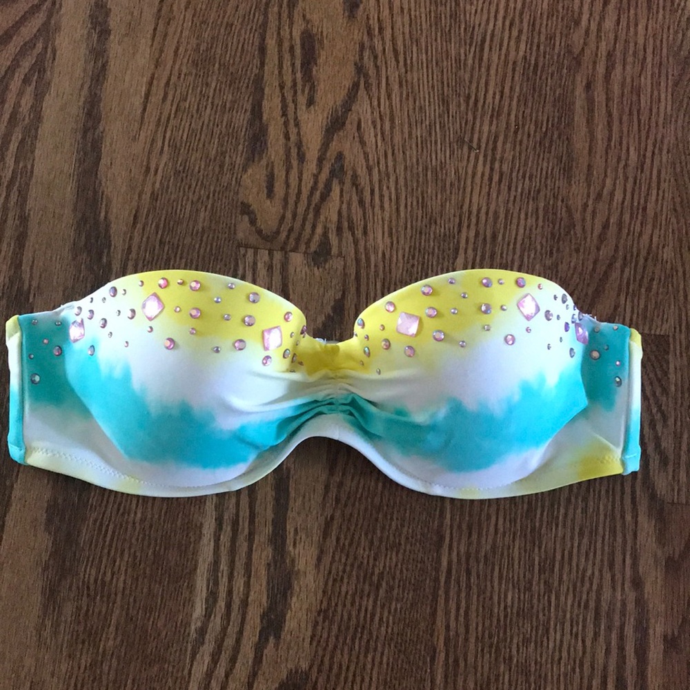 Victoria’s Secret Swim Bikini Top